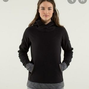 Lululemon-Runaway Fleece- Excellent Used Condition